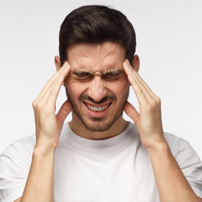 علت اصلی سر درد روزه داران چیست؟